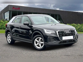 Audi - Q2