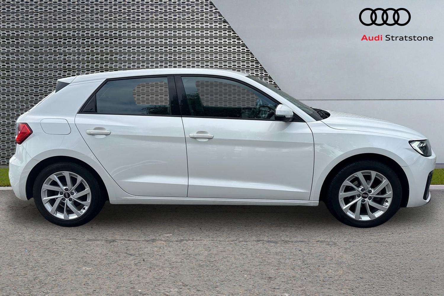 Used Audi A1 2021 for sale - 76351570: Photo 4