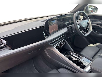 Used Audi Q5 2025 for sale - 79118181: Photo
