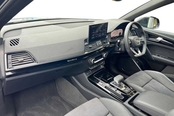 Used Audi Q5 2023 for sale - 75329376: Photo 2