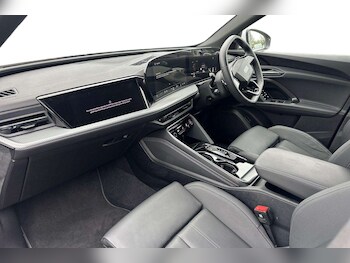 Used Audi Q5 2025 for sale - 78037603: Photo