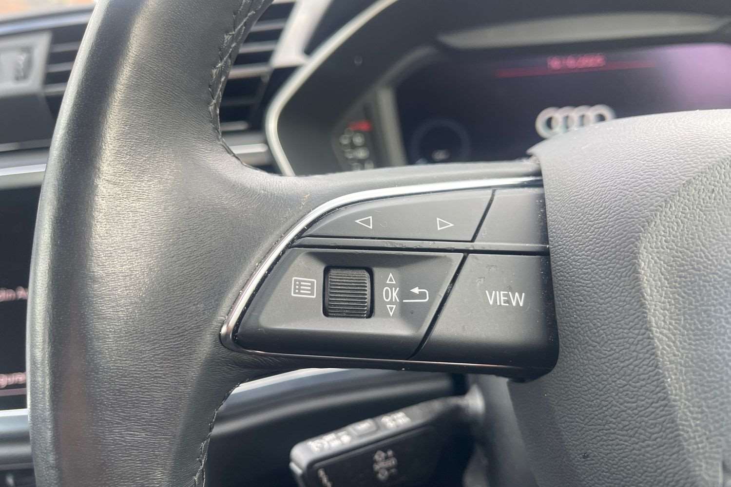 Used Audi Q3 2023 for sale - 76692159: Photo 16