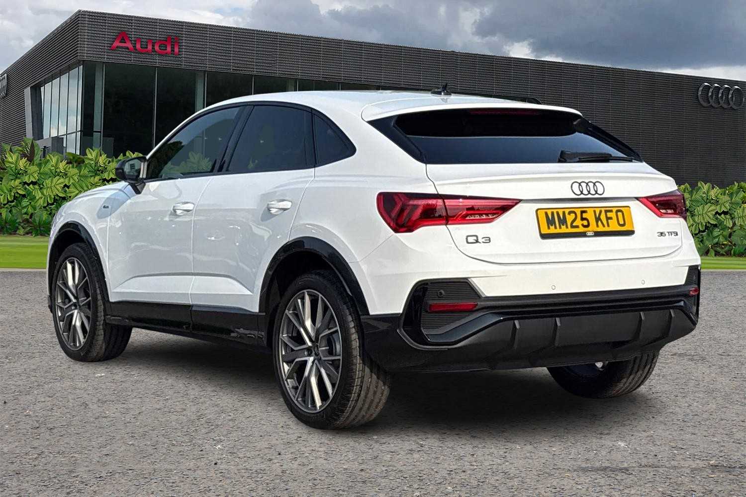 Used Audi Q3 2025 for sale - 77886088: Photo 3