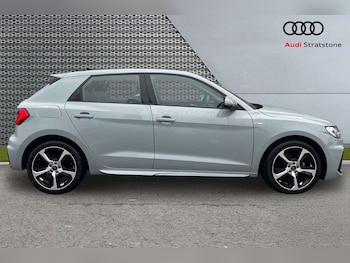 Used Audi A1 2023 for sale - 77726915: Photo