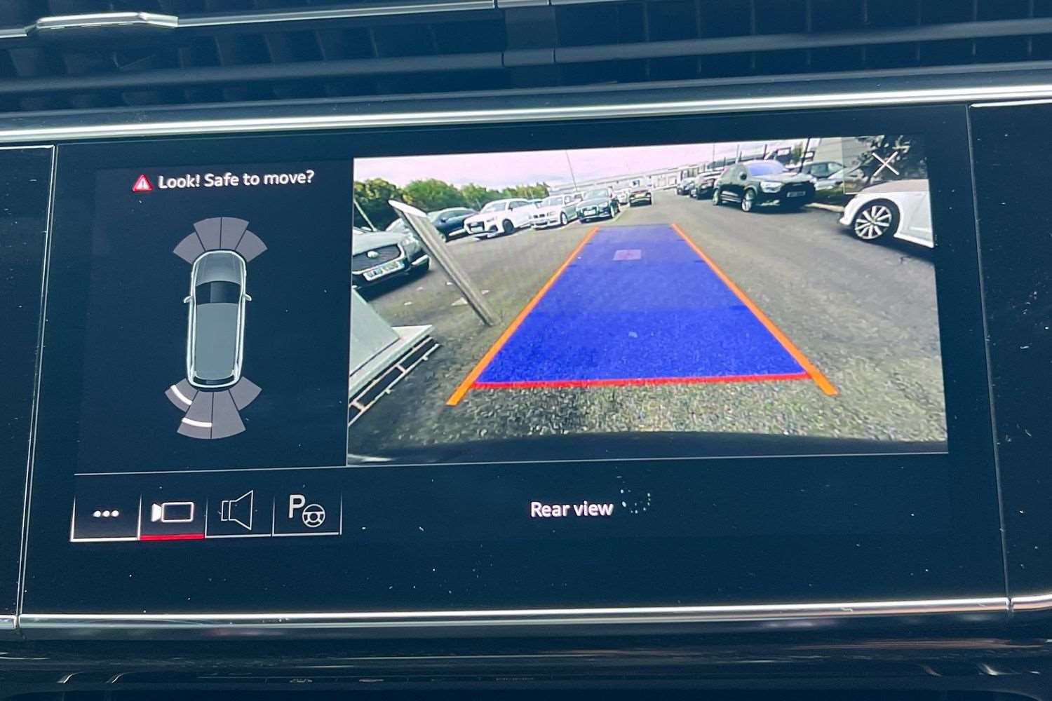 Used Audi Q7 2022 for sale - 76125894: Photo 33