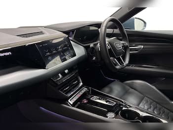 Used Audi e-tron GT 2022 for sale - 79702509: Photo