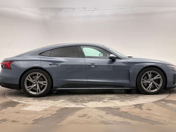 Used Audi e-tron GT 2022 for sale - 79702509: Photo