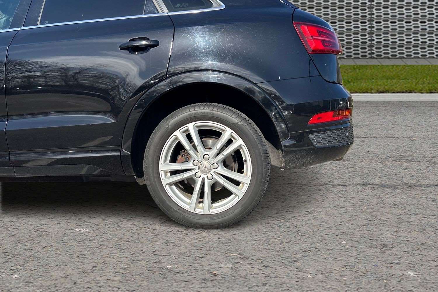 Used Audi Q3 2018 for sale - 77928807: Photo 10