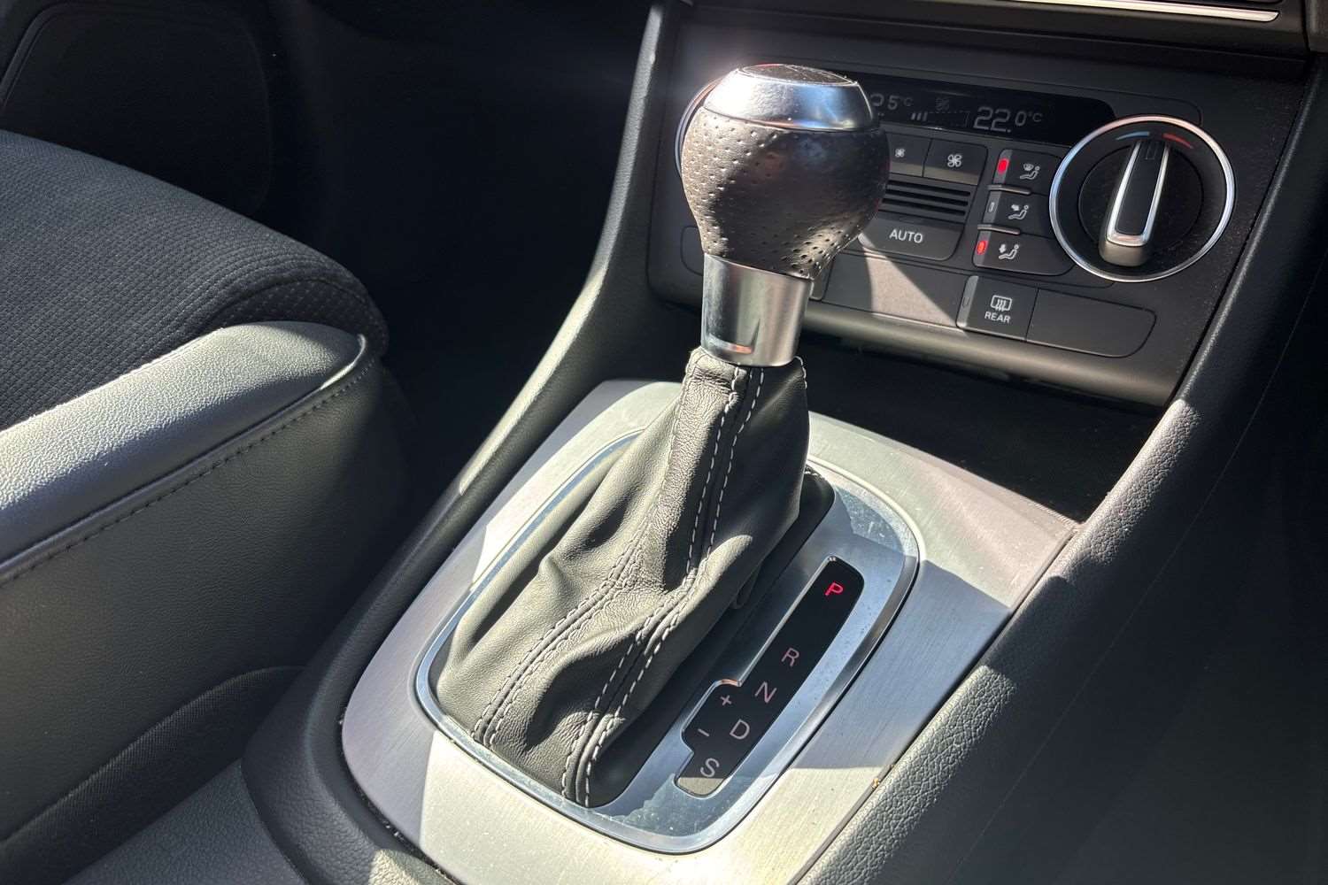 Used Audi Q3 2018 for sale - 77928807: Photo 16