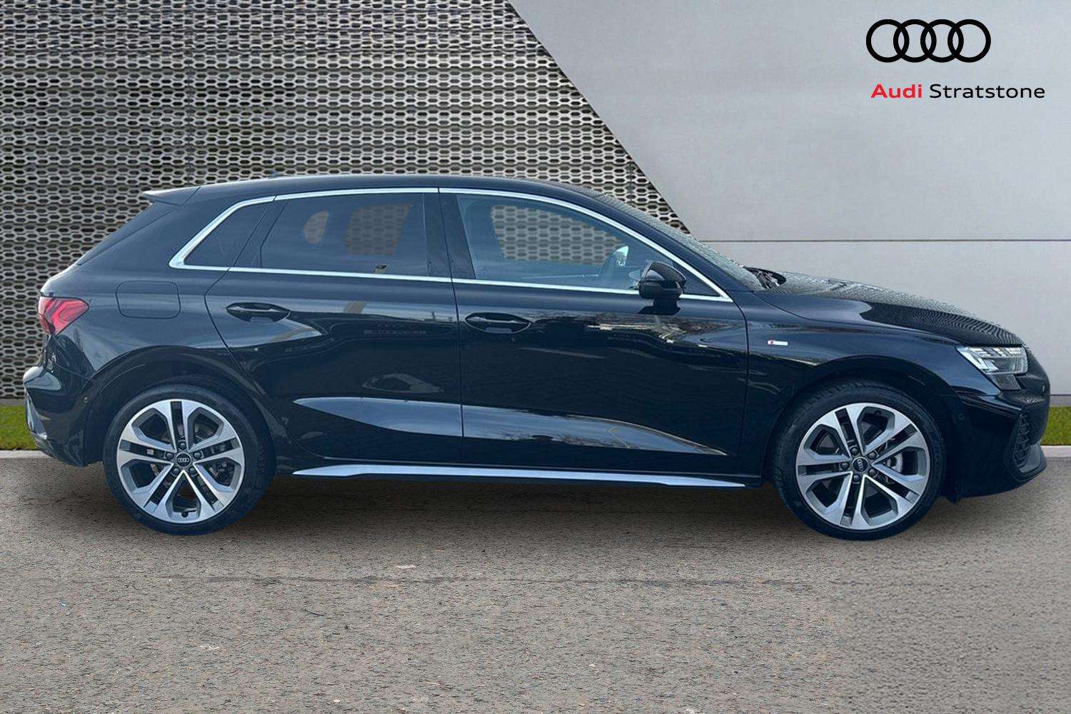 Used Audi A3 2025 for sale - 77011258: Photo 4