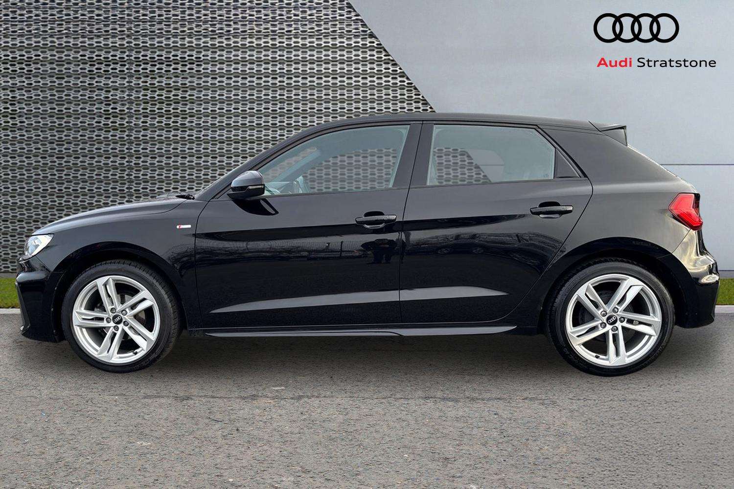 Used Audi A1 2023 for sale - 77178969: Photo 8