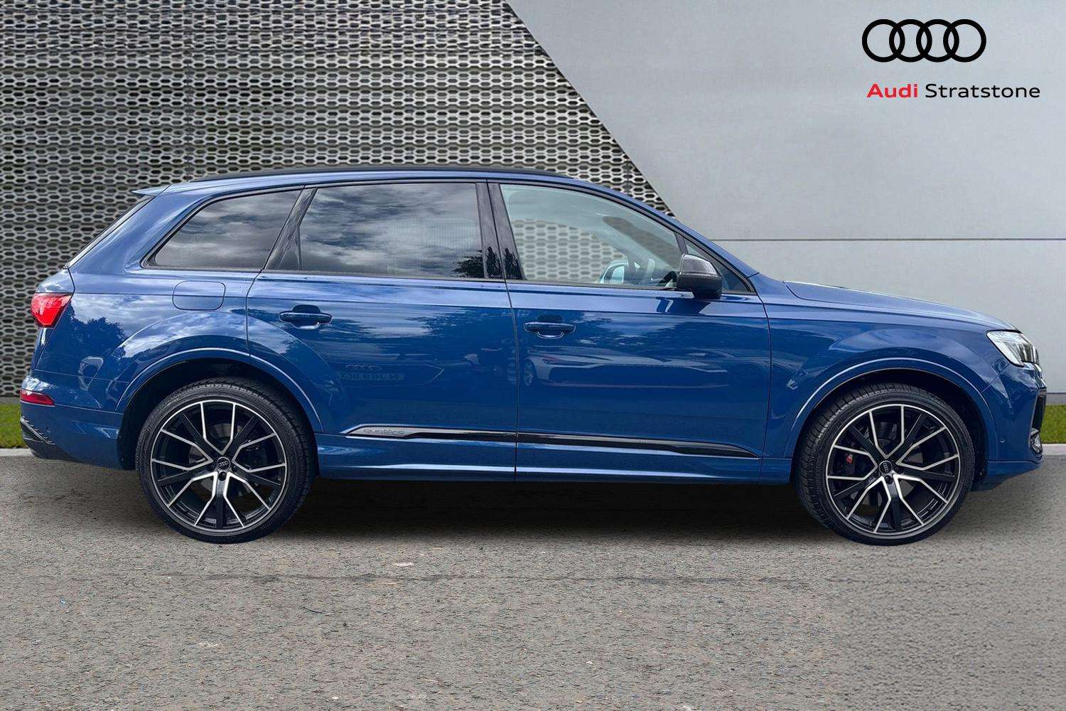 Used Audi Q7 2025 for sale - 77178874: Photo 4