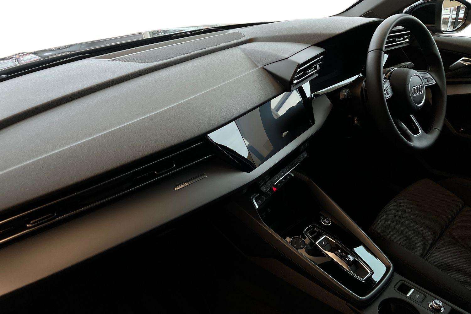 Used Audi A3 2024 for sale - 76636792: Photo 2