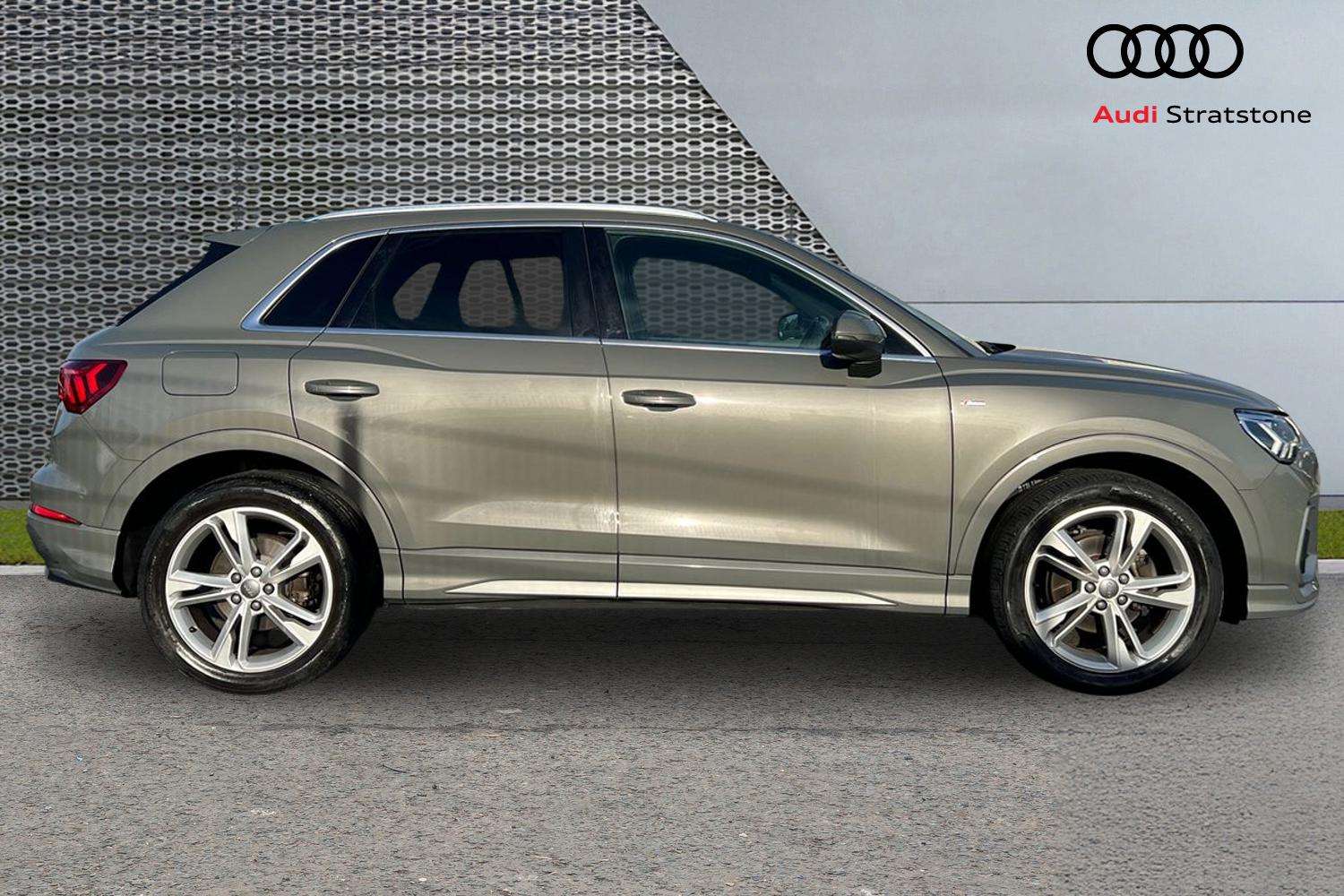 Used Audi Q3 2020 for sale - 77294243: Photo 4