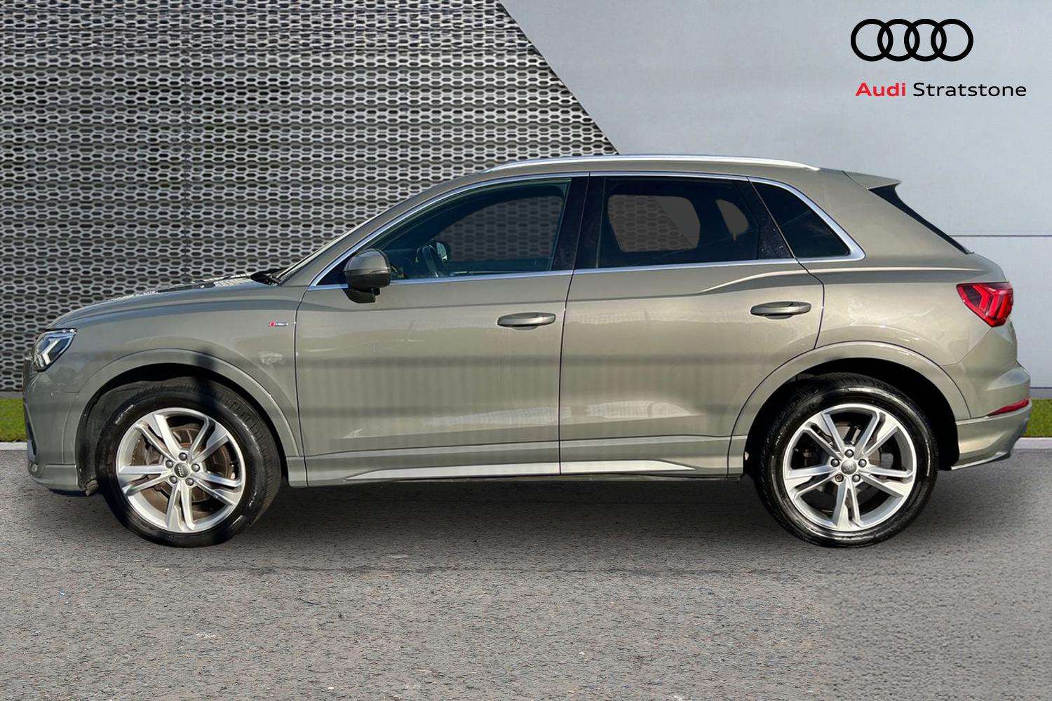 Used Audi Q3 2020 for sale - 77294243: Photo 8