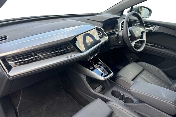 Used Audi Q4 e-tron 2024 for sale - 74716929: Photo 2