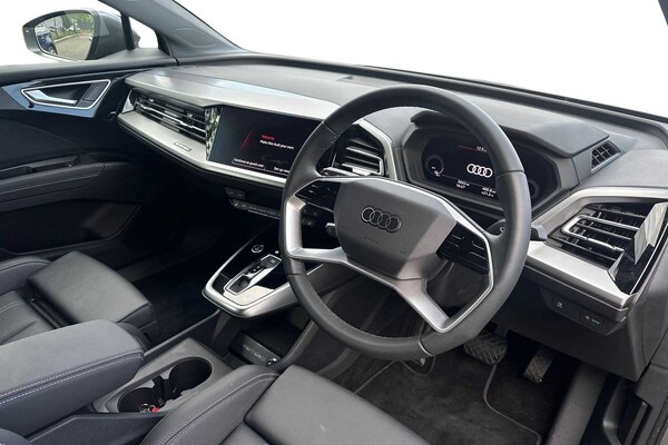 Used Audi Q4 e-tron 2024 for sale - 74716929: Photo 6