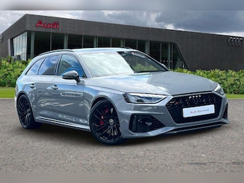 2023 - RS 4 TFSI Quattro Carbon Black 5dr Tiptronic