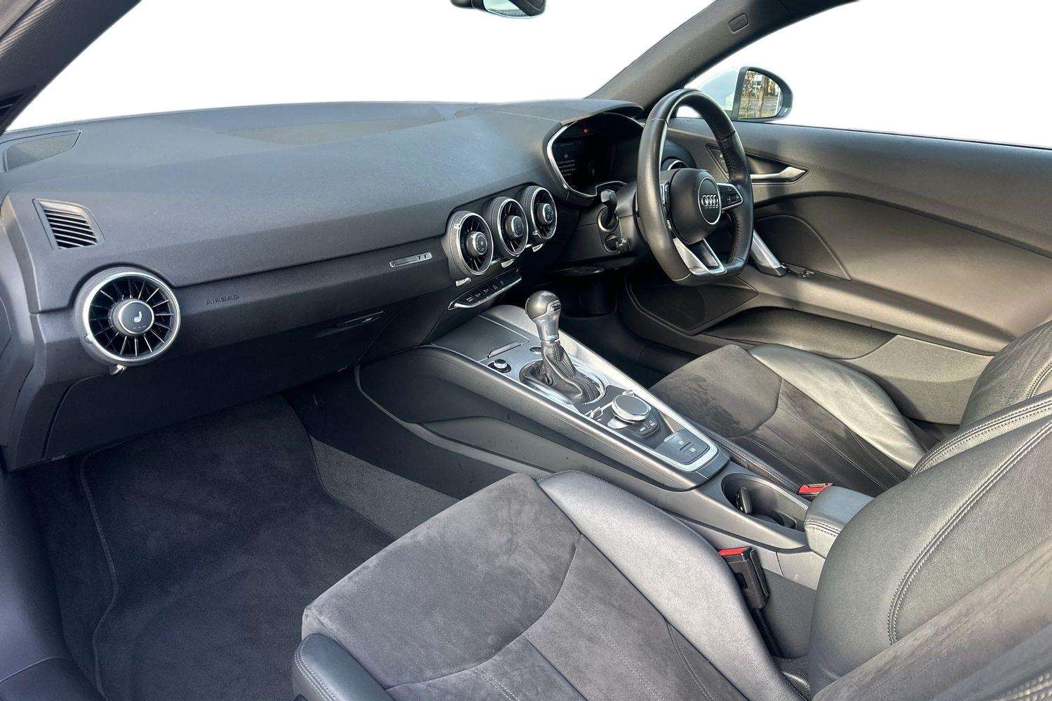 Used Audi TT 2022 for sale - 76564556: Photo 2