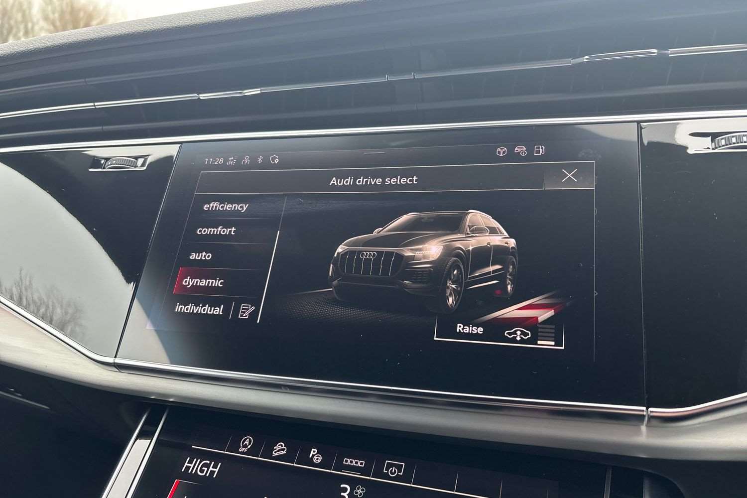 Used Audi Q8 2023 for sale - 77239888: Photo 30