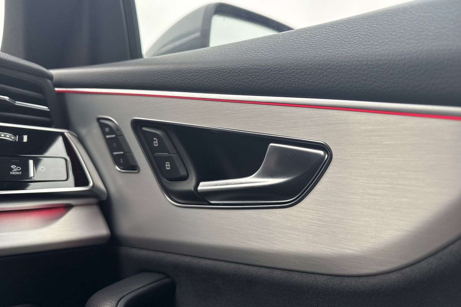 Used Audi Q8 2023 for sale - 77239888: Photo 35