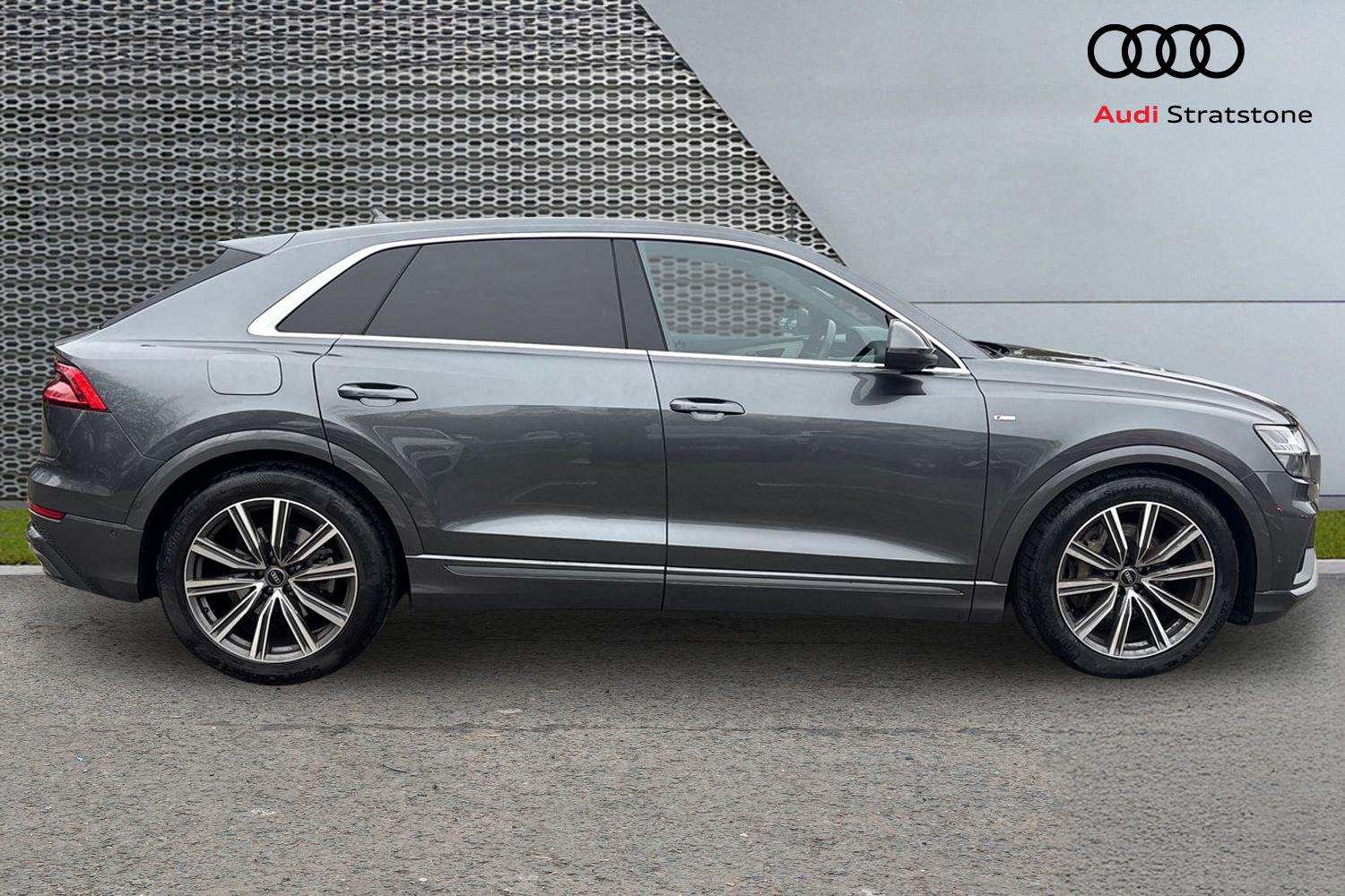 Used Audi Q8 2023 for sale - 77239888: Photo 4