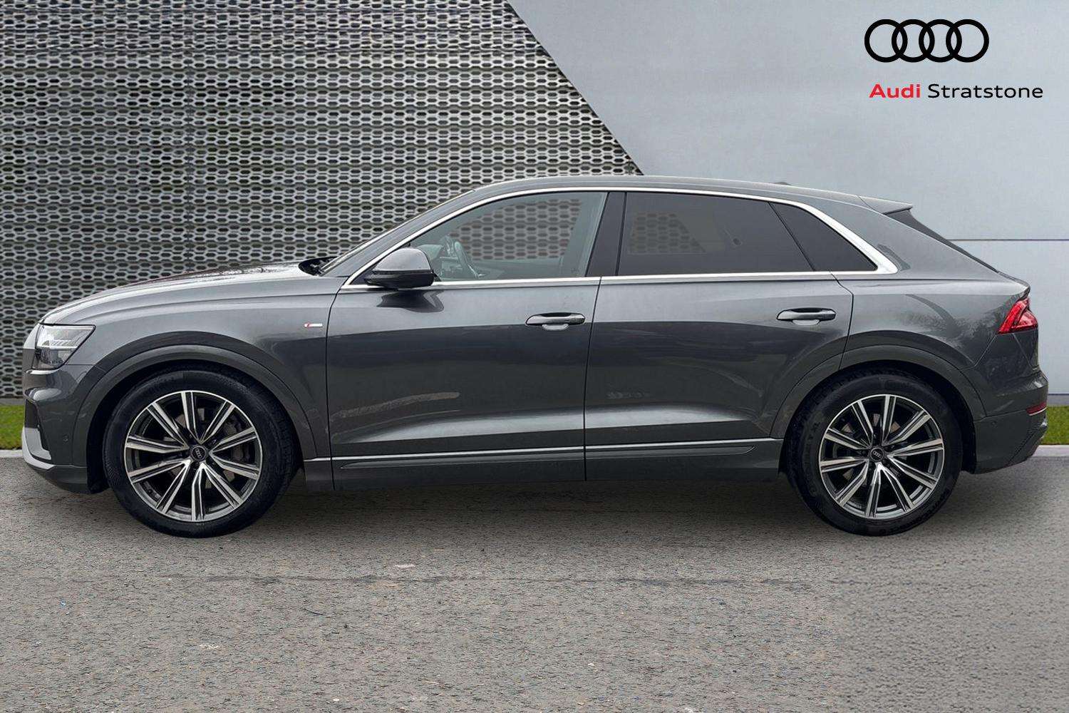Used Audi Q8 2023 for sale - 77239888: Photo 8