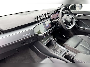 Used Audi Q3 2025 for sale - 78787306: Photo