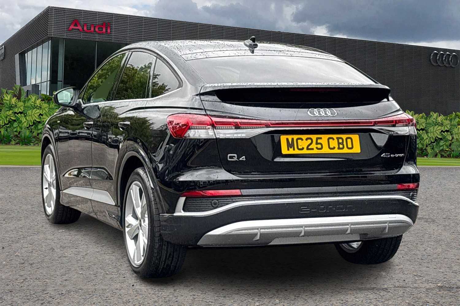 Used Audi Q4 e-tron 2025 for sale - 77178809: Photo 3