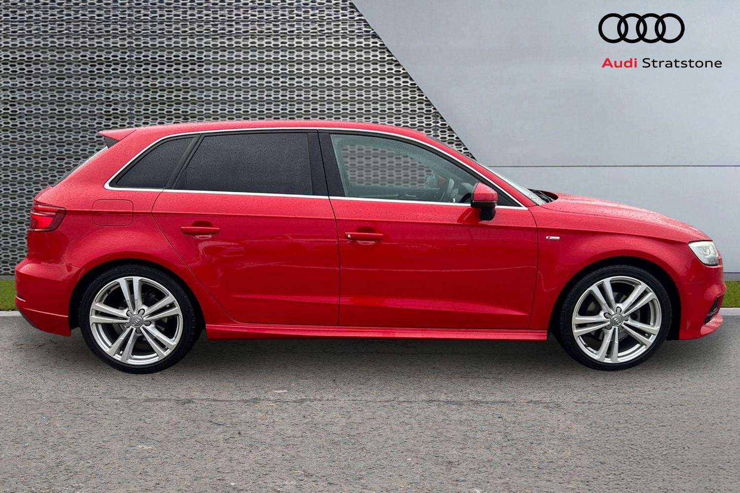 Used Audi A3 2019 for sale - 77112335: Photo 4