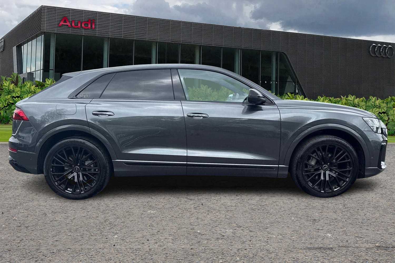 Used Audi Q8 2024 for sale - 77178796: Photo 4