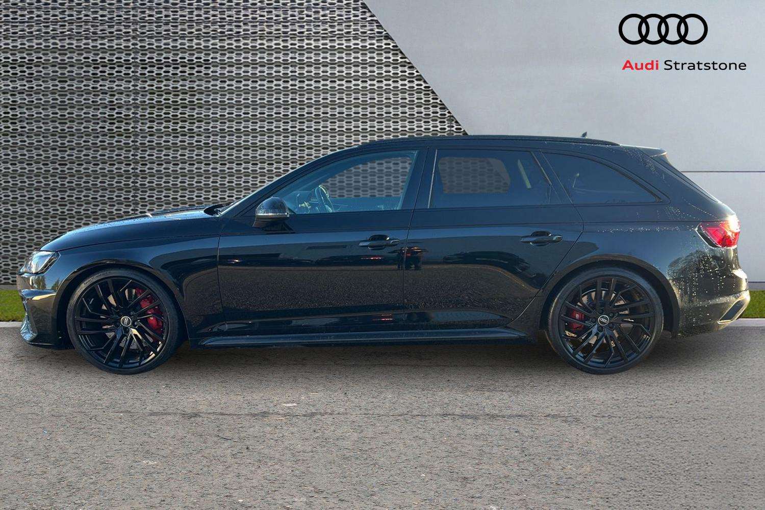 Used Audi RS4 2024 for sale - 76889819: Photo 8