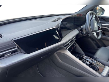 Used Audi Q5 2025 for sale - 76928944: Photo