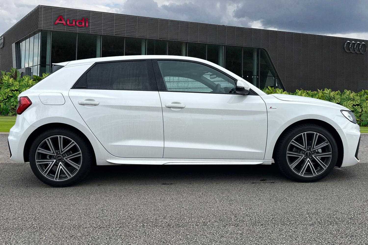 Used Audi A1 2025 for sale - 77943132: Photo 4
