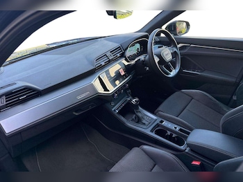 Used Audi Q3 2022 for sale - 75845580: Photo