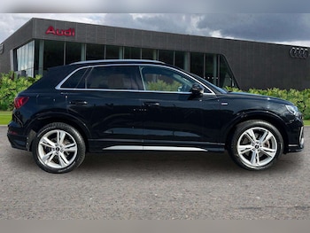 Used Audi Q3 2022 for sale - 75845580: Photo