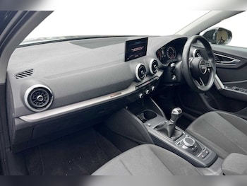 Used Audi Q2 2021 for sale - 76100636: Photo 2