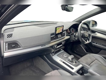 Used Audi Q5 2018 for sale - 75156345: Photo
