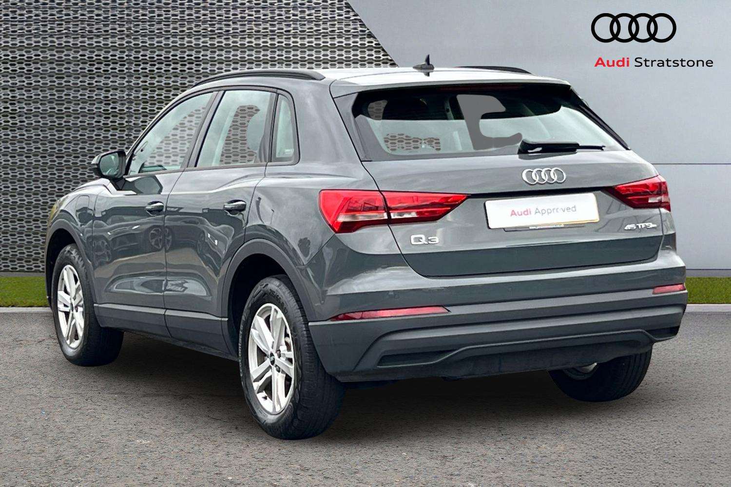 Used Audi Q3 2023 for sale - 76126021: Photo 3
