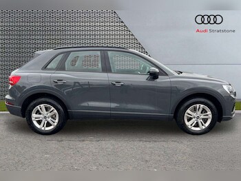 Used Audi Q3 2023 for sale - 76126021: Photo