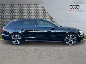 Used Audi A4 2023 for sale - 77389996: Photo