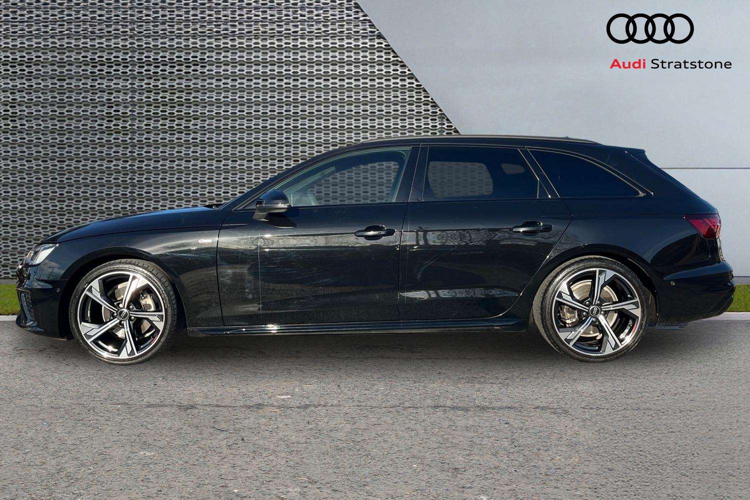 Used Audi A4 2024 for sale - 76636739: Photo 8