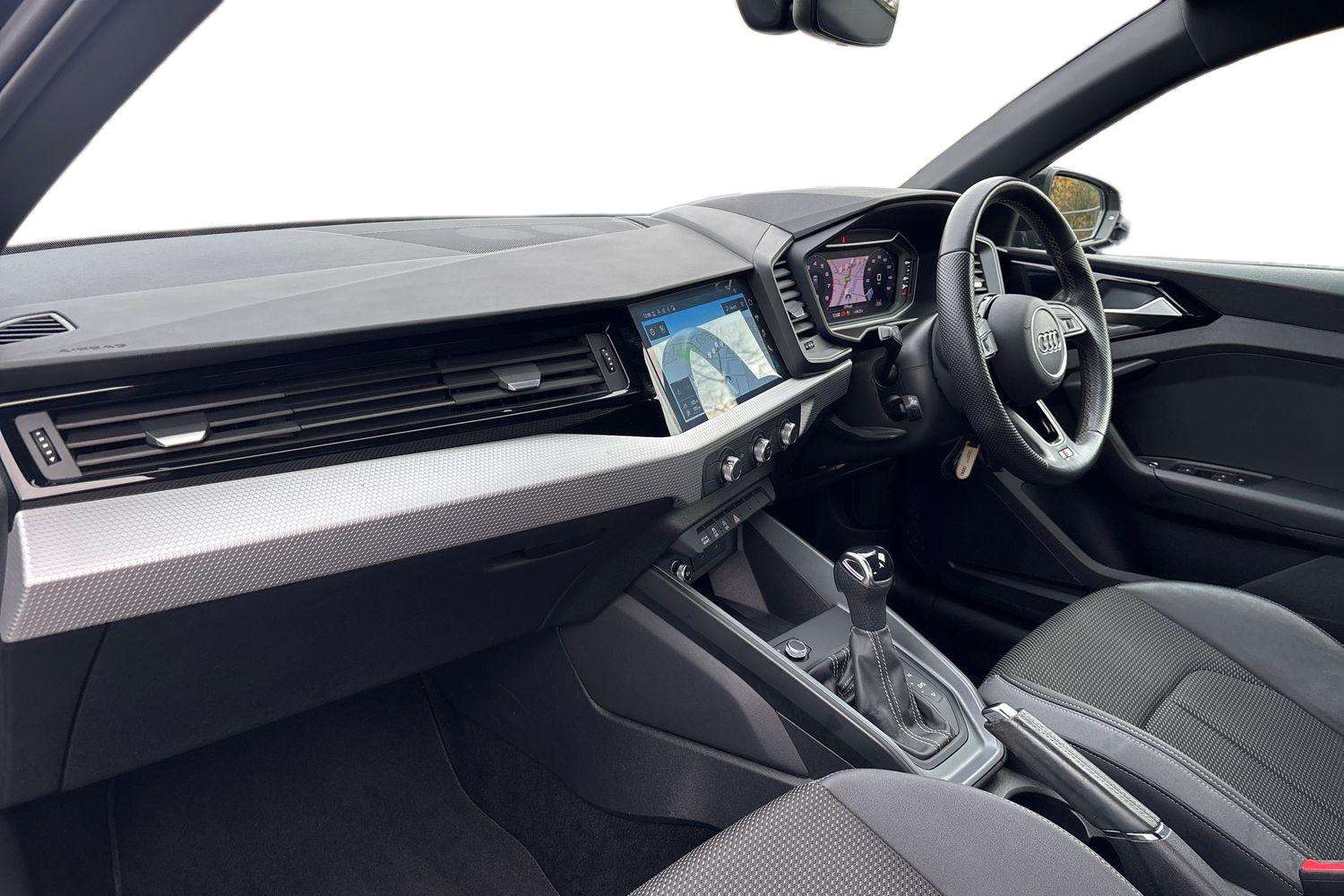 Used Audi A1 2021 for sale - 77178842: Photo 2