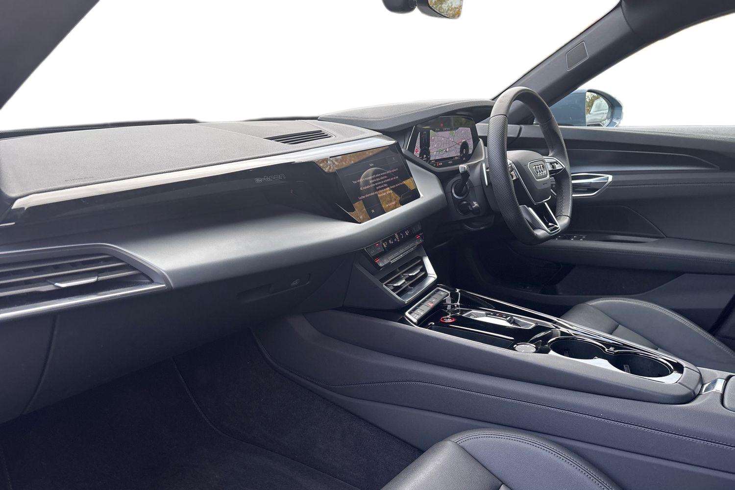 Used Audi e-tron GT 2024 for sale - 77389847: Photo 2