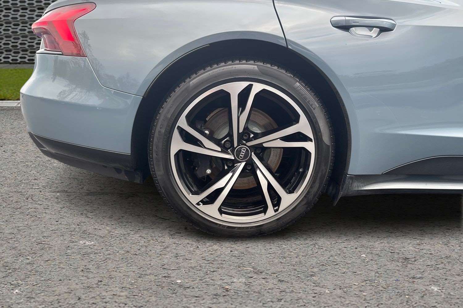 Used Audi e-tron GT 2024 for sale - 77389847: Photo 9