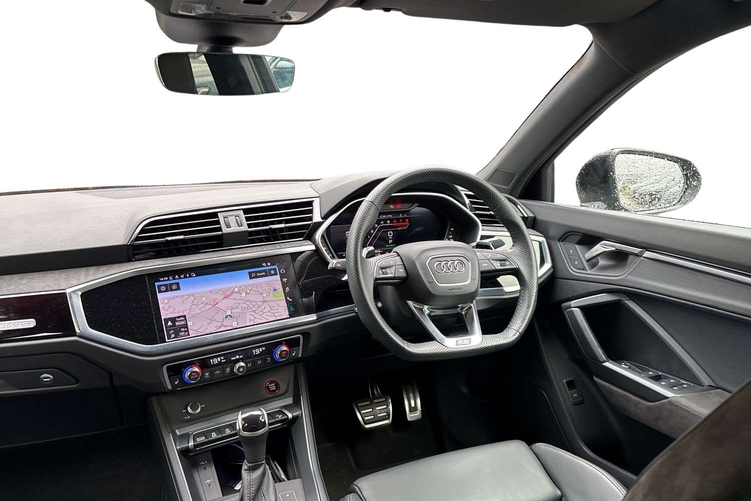 Used Audi RS Q3 2023 for sale - 76967905: Photo 20