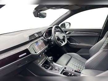 Used Audi RS Q3 2023 for sale - 76967905: Photo