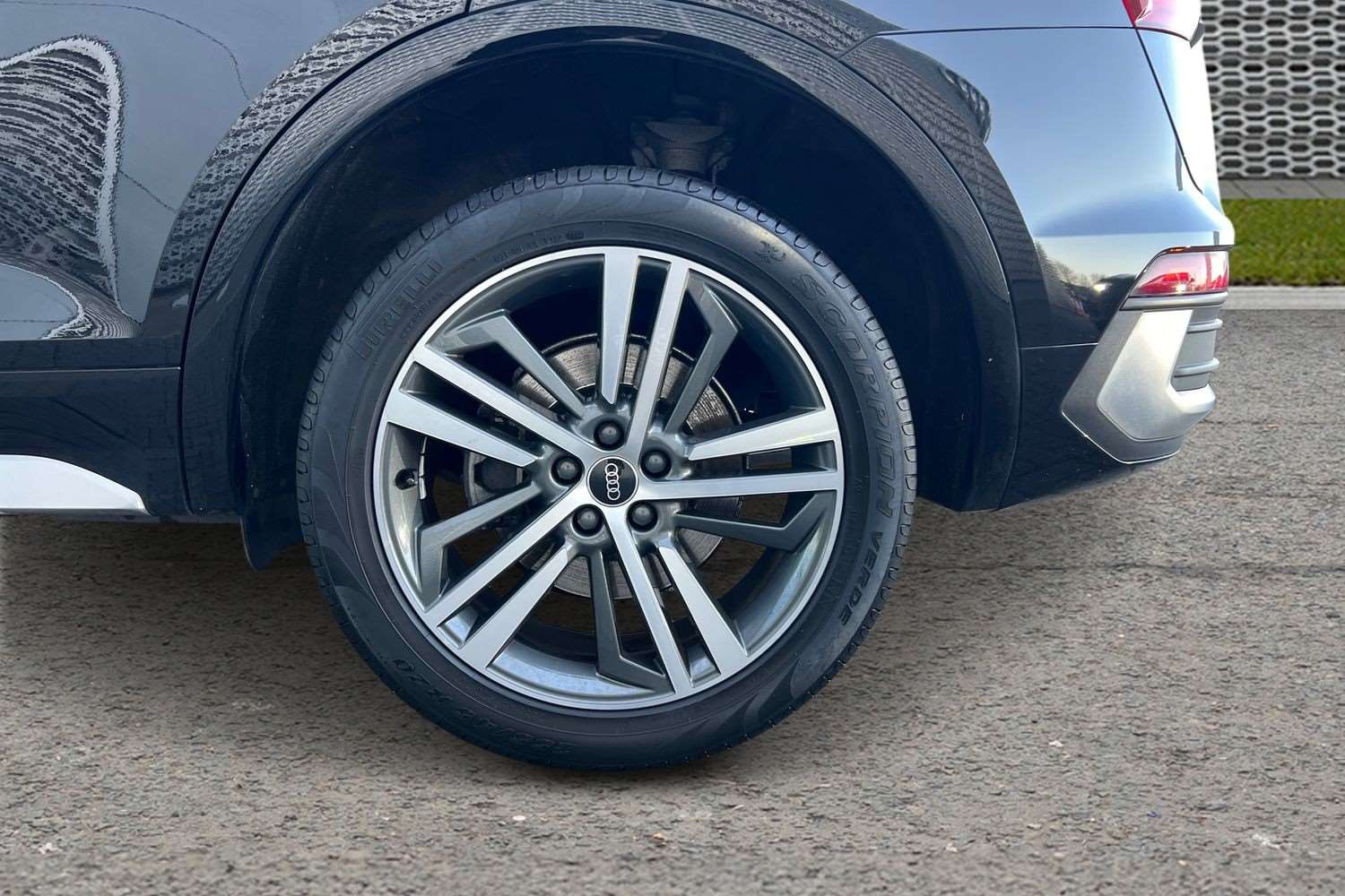 Used Audi Q5 2023 for sale - 76610522: Photo 9