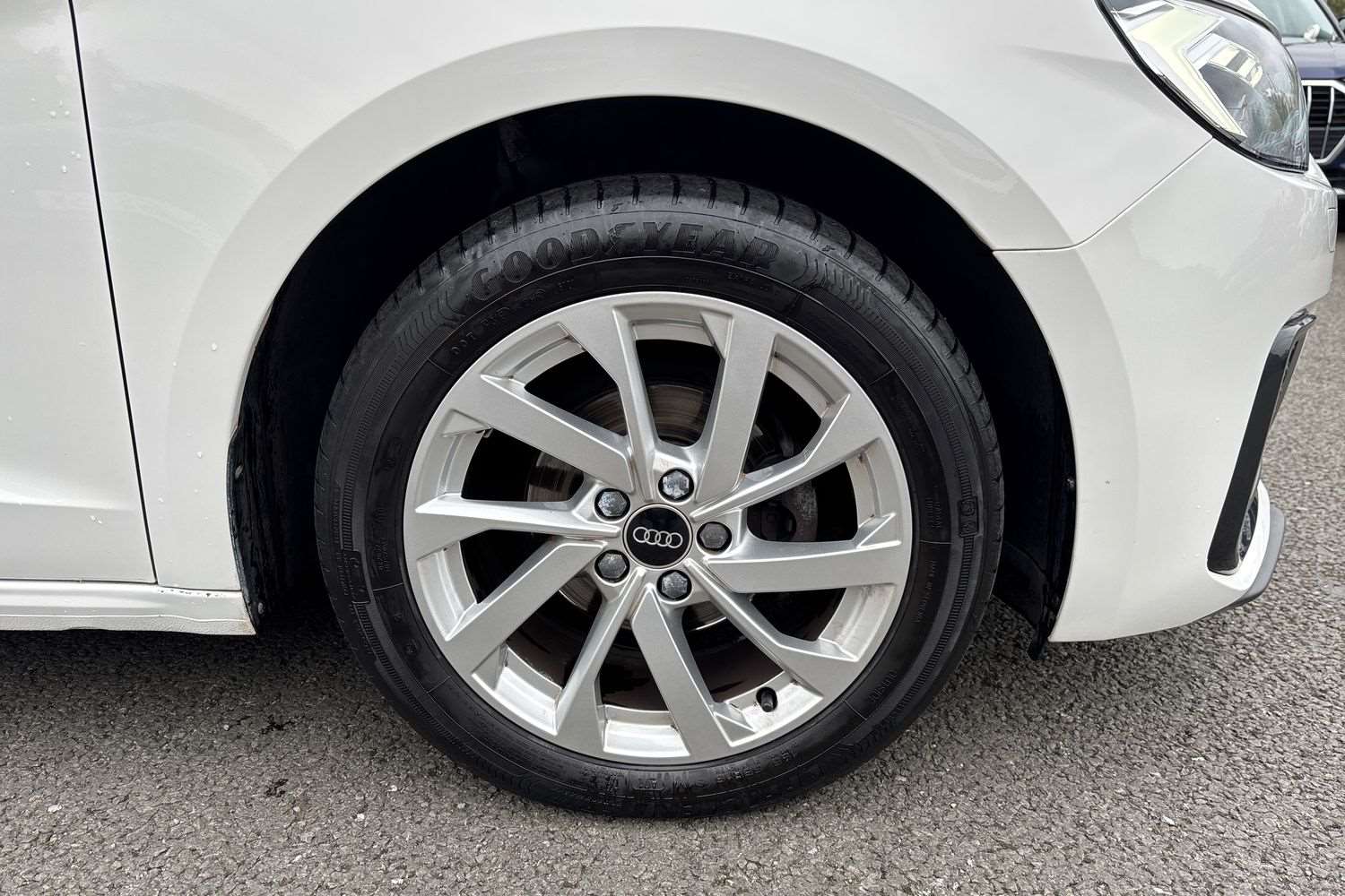 Used Audi A1 2022 for sale - 77178856: Photo 5