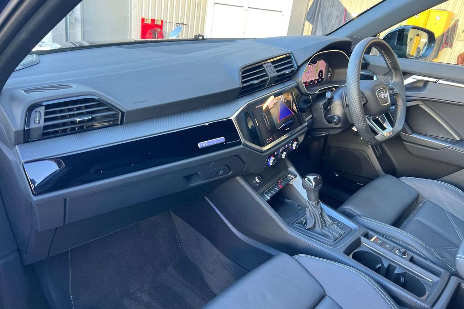 Used Audi Q3 2025 for sale - 76889787: Photo 2